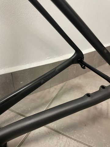 Used Giant TCR Advanced SL Disc 0 2023 Frameset 2023 Road & Gravel, Black — image 6 of 9