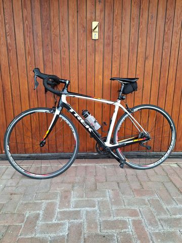 Used Trek Domane 4.3 Compact 2016 2016 Road & Gravel, White — image 2 of 3
