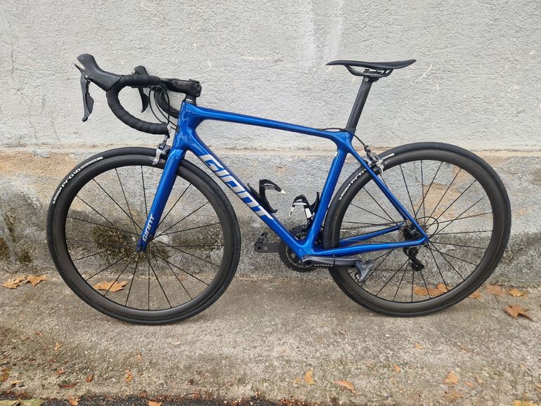 Used Giant TCR Advanced 1 2016 2016 Road & Gravel, Blue — image 2 of 12