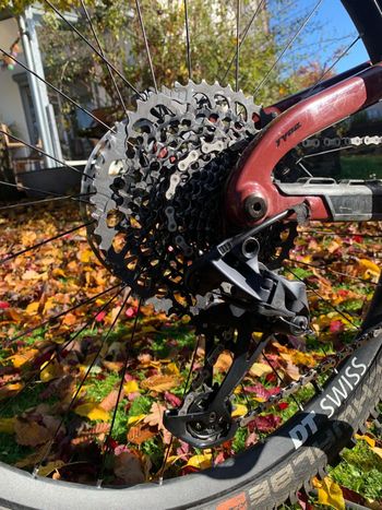 Used Propain Tyee CF 27.5 Start 2021 2021 Mountainbike, Red, 27.5 — image 2 of 19