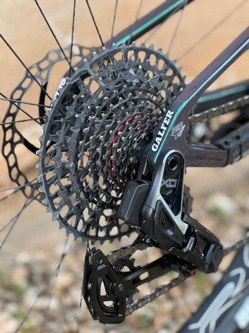 Used Lee Cougan Cross Fire Sram X0 EAGLE AXS 2024 Mountainbike, Green — image 3 of 8