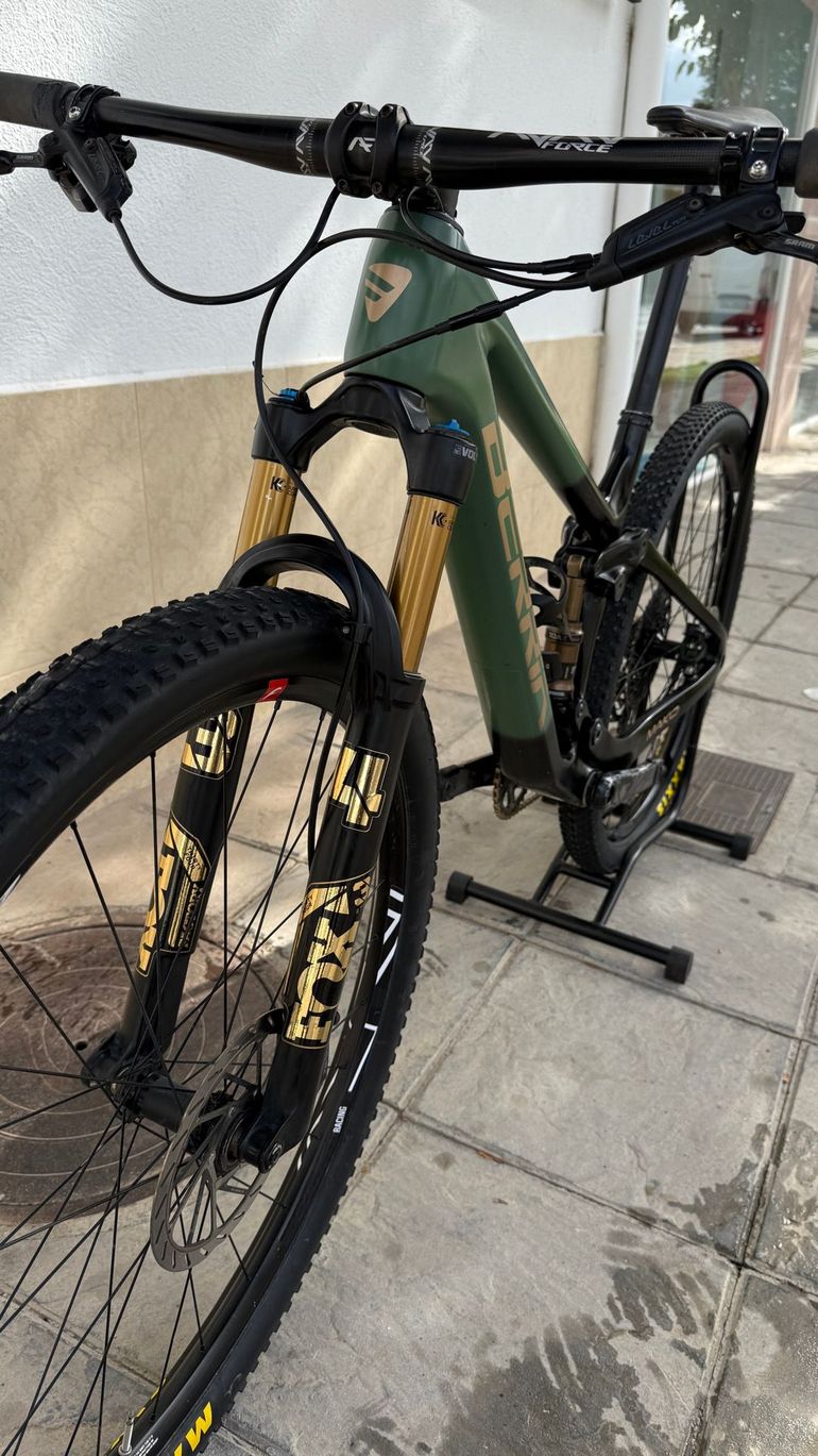 Berria Mako 7.1 2023 2023 Mountainbike usato, Verde — immagine 33 di 36