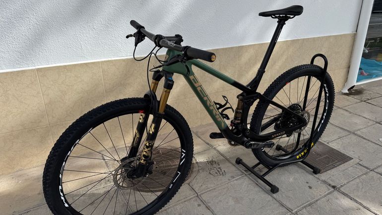 Berria Mako 7.1 2023 2023 Mountainbike usato, Verde — immagine 35 di 36