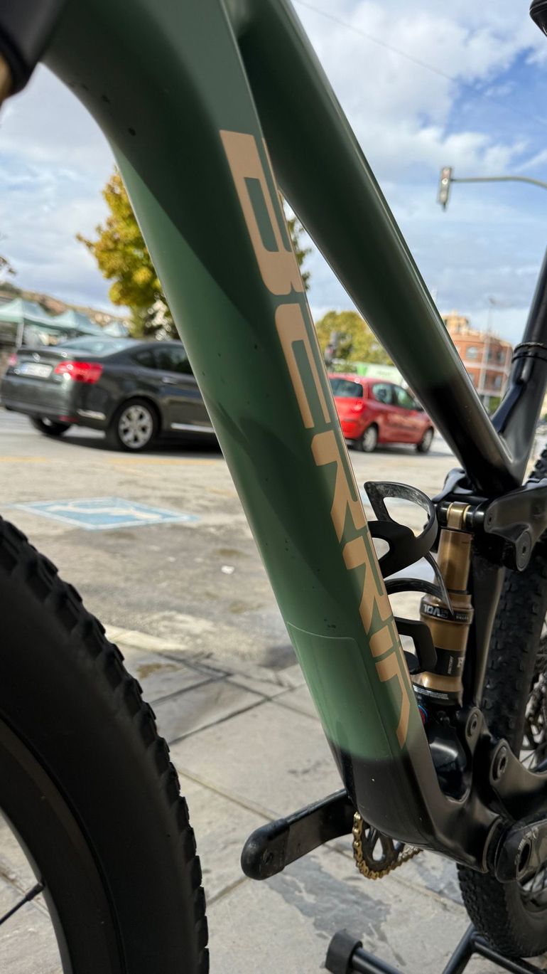 Berria Mako 7.1 2023 2023 Mountainbike usato, Verde — immagine 22 di 36