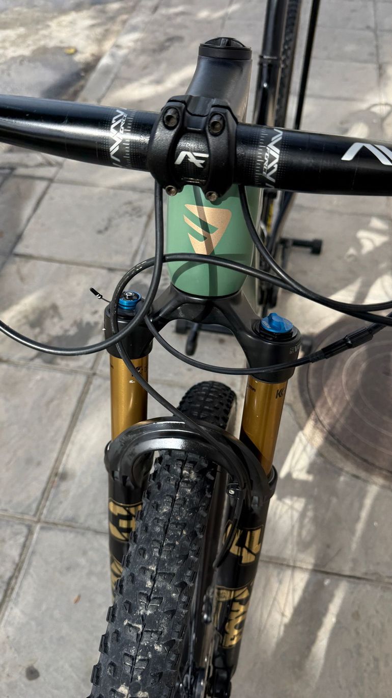 Berria Mako 7.1 2023 2023 Mountainbike usato, Verde — immagine 26 di 36