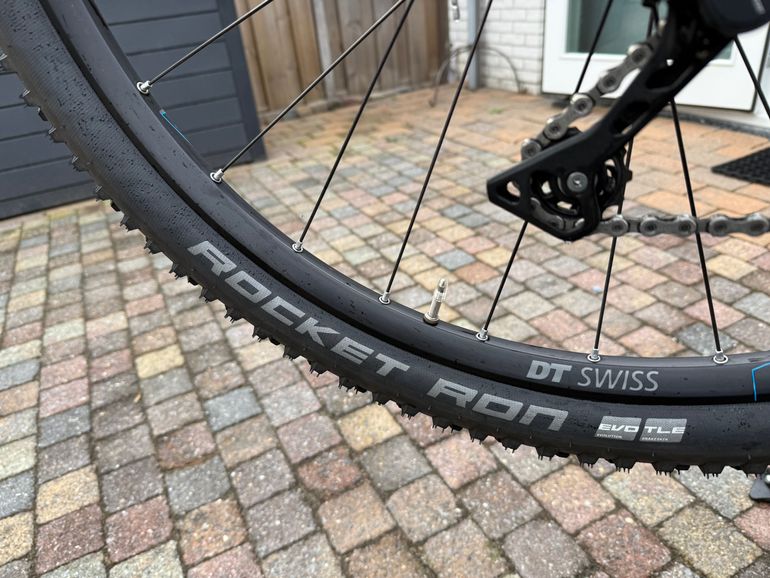 Used Trek Procaliber 9.7 2018 2018 Mountainbike, Blue, 29 — image 10 of 15