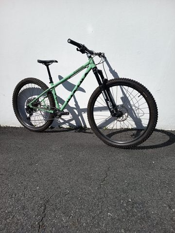 Used Other Brands Marino Custom 2022 Mountainbike, Green — image 1 of 6
