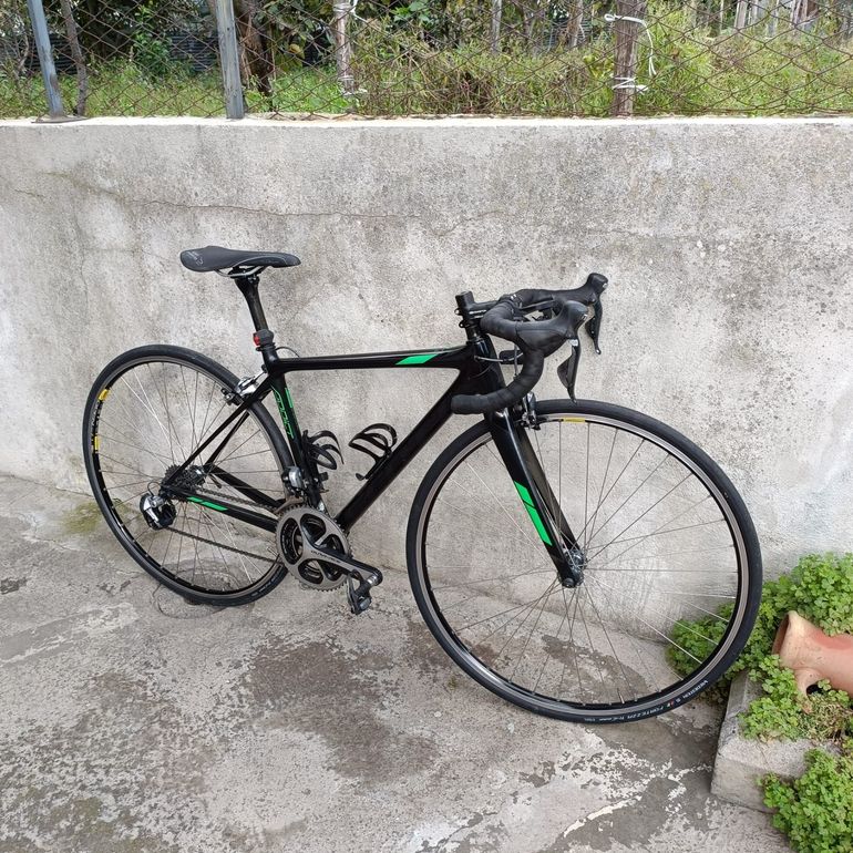 Used Scott Addict RC Ultimate 2018 Road & Gravel, Black — image 2 of 4