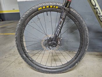 Used Orbea M30 2022 Mountainbike, Green — image 10 of 11