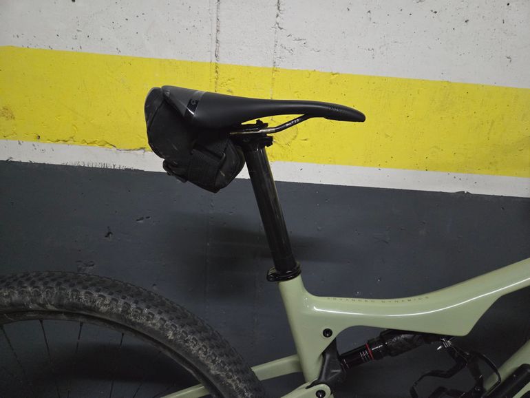 Used Orbea M30 2022 Mountainbike, Green — image 2 of 11