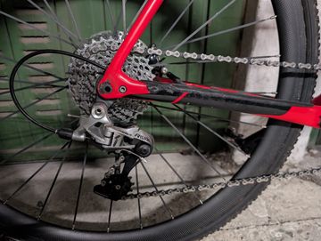 Used Specialized CruX Elite 2019 2019 Road & Gravel, Red — image 6 of 9