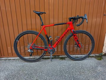 Used Specialized CruX Elite 2019 2019 Road & Gravel, Red — image 1 of 9