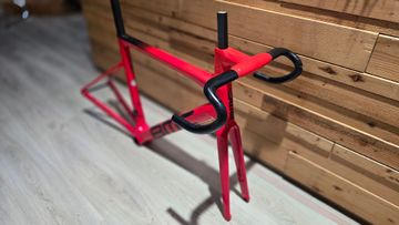 Used BMC Teammachine SLR 01 MOD 2024 Frameset 2024 Road & Gravel, Red — image 3 of 4