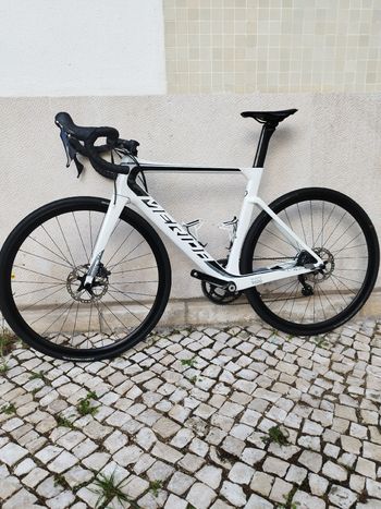 Used Merida REACTO DISC 5000 2020 2020 Road & Gravel, White — image 2 of 17