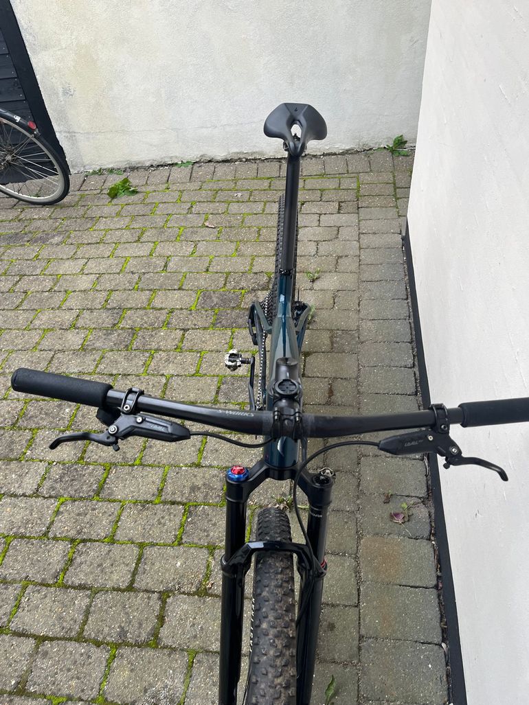 Used Specialized Epic World Cup Pro 2024 2024 Mountainbike, Green, 29 — image 8 of 8