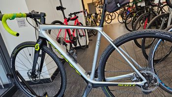 Used Scott Addict CX RC 2019 2019 Road & Gravel, Light Gray — image 6 of 21