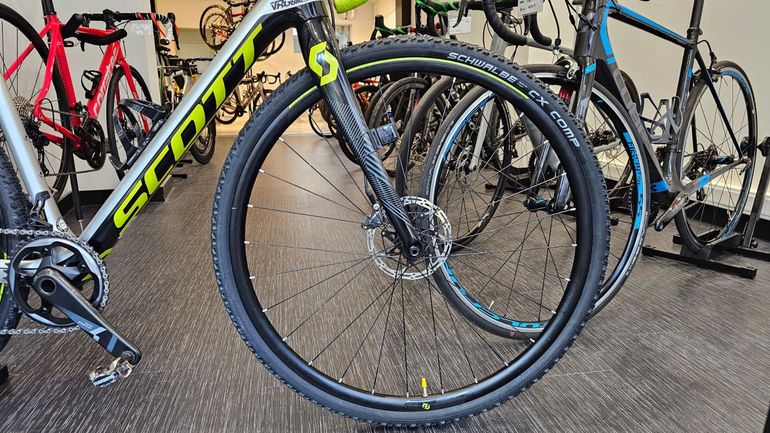 Used Scott Addict CX RC 2019 2019 Road & Gravel, Light Gray — image 18 of 21