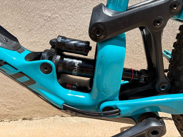 Used Specialized Enduro Comp 2020 2020 Mountainbike, Blue, 29 — image 8 of 8