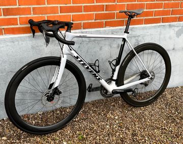 Used Stevens Xenon 2021 Road & Gravel, White — image 9 of 10