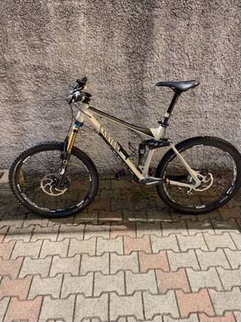 Used Canyon Canyon 2018 Mountainbike, Light Gray — image 1 of 9