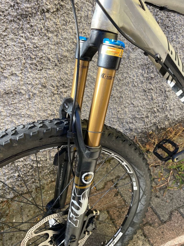 Used Canyon Canyon 2018 Mountainbike, Light Gray — image 5 of 9