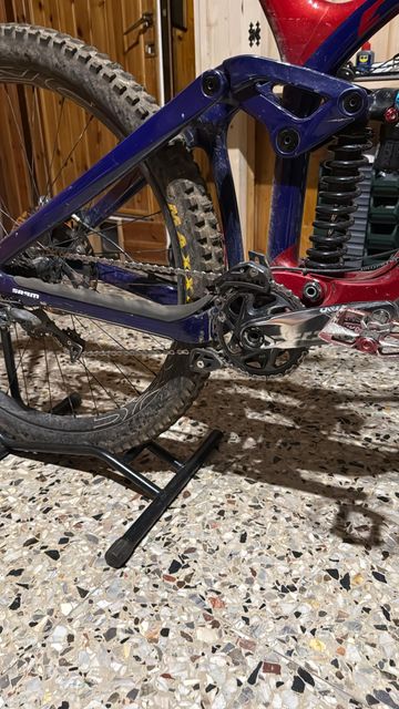 Used Giant Glory Advanced 2024 2024 Mountainbike, Orange, 29 — image 3 of 7
