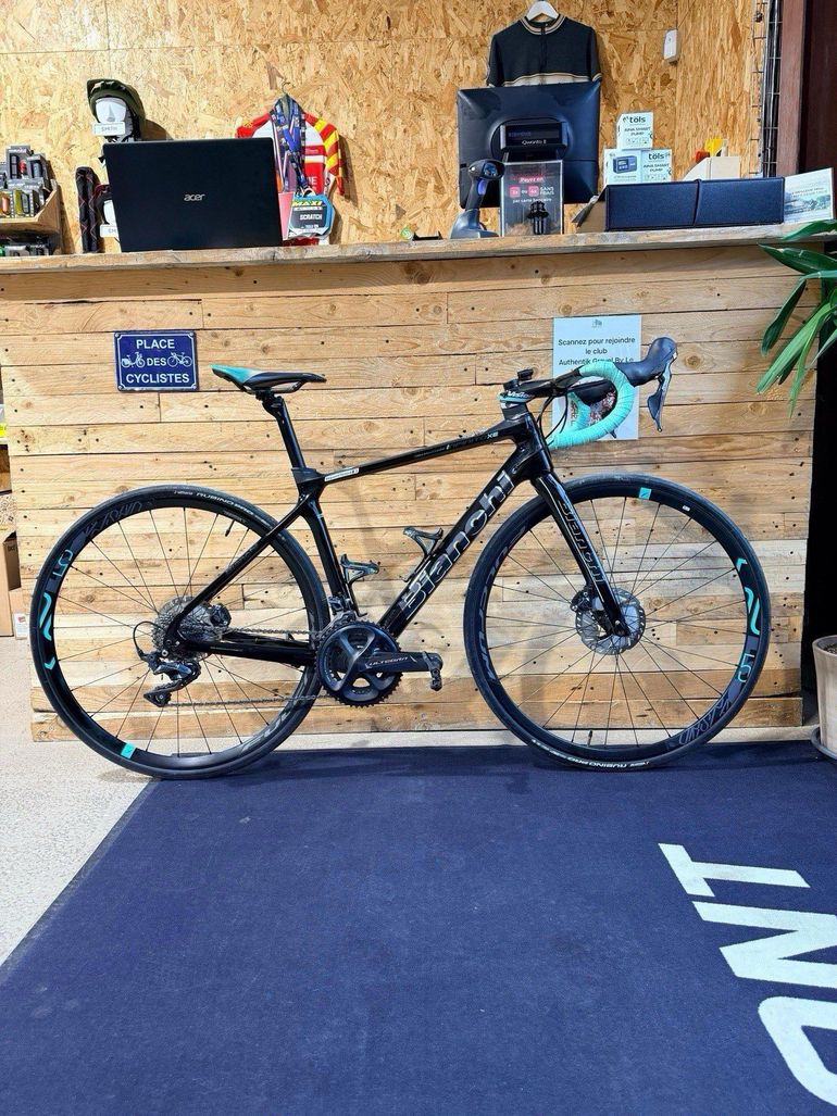 Used Bianchi Infinito CV Ultegra 2021 2021 Road & Gravel, Black — image 4 of 8