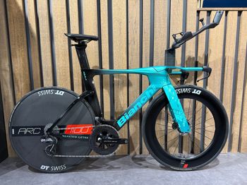Gebrauchtes Bianchi Aquila TT 2025 Road & Gravel, Schwarz — Bild 1 von 8