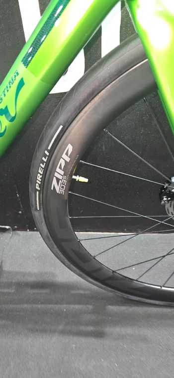 Used Wilier VERTICALE SRAM Force eTap AXS 2025 Road & Gravel, Green — image 8 of 8