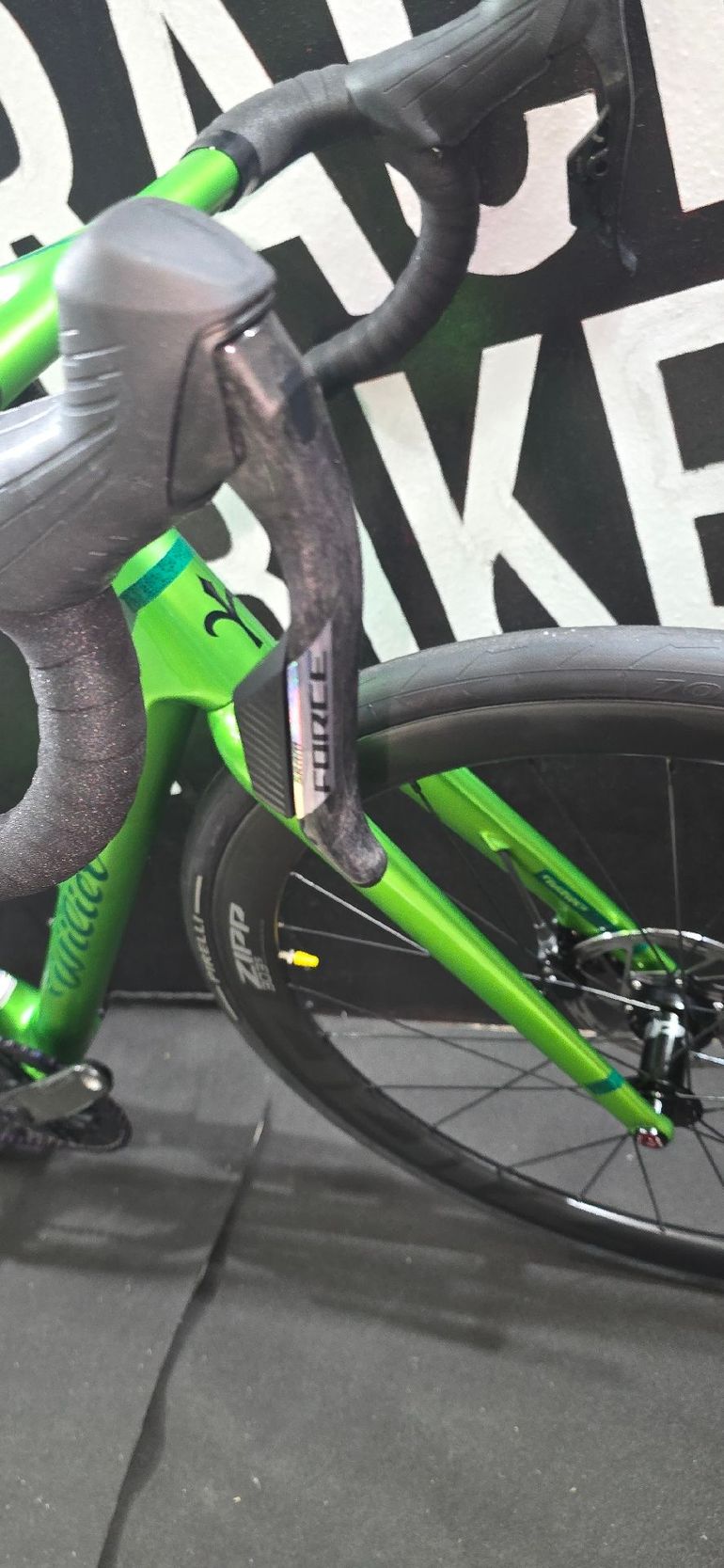 Used Wilier VERTICALE SRAM Force eTap AXS 2025 Road & Gravel, Green — image 4 of 8