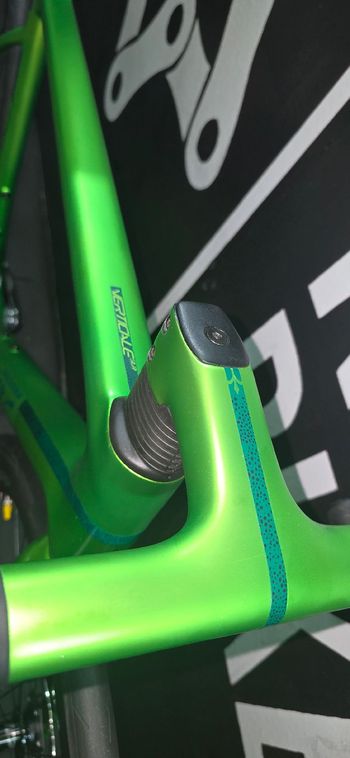 Used Wilier VERTICALE SRAM Force eTap AXS 2025 Road & Gravel, Green — image 7 of 8