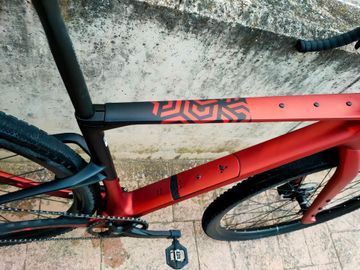Used Mondraker ARID CARBON 2025 Road & Gravel, Red — image 6 of 11