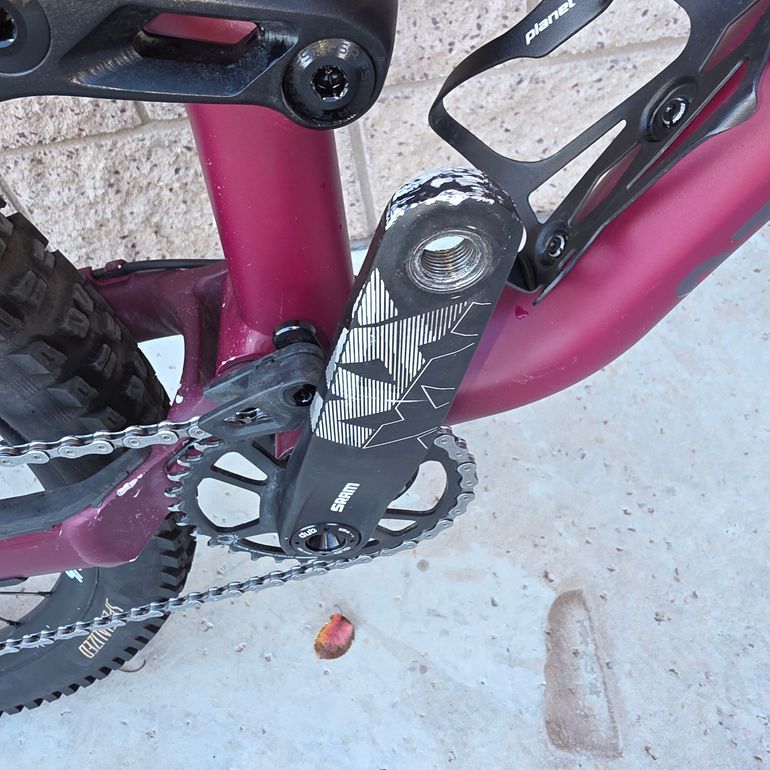 Used Specialized Status 140 2022 2022 Mountainbike, Red, 29, 27.5 — image 17 of 19