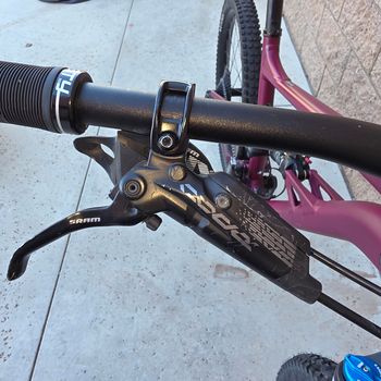 Used Specialized Status 140 2022 2022 Mountainbike, Red, 29, 27.5 — image 18 of 19