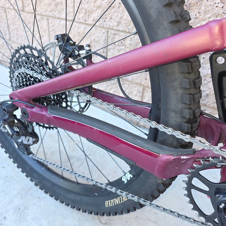 Used Specialized Status 140 2022 2022 Mountainbike, Red, 29, 27.5 — image 15 of 19