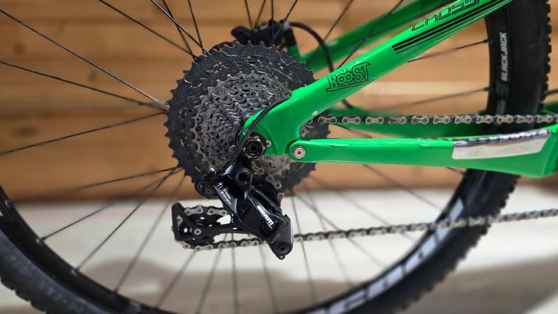 Used Lee Cougan Crossfire Air 2020 Mountainbike, Green — image 3 of 15