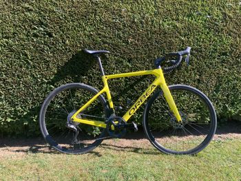 Used Orbea Orca M30 105 Di2 12v 2023 Road & Gravel