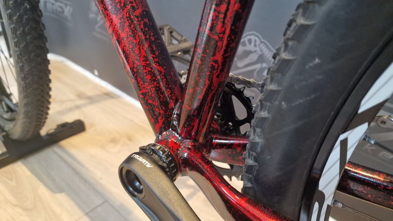 Used Specialized Crave SRAM NX Eagle 2016 Mountainbike, Red — image 3 of 10