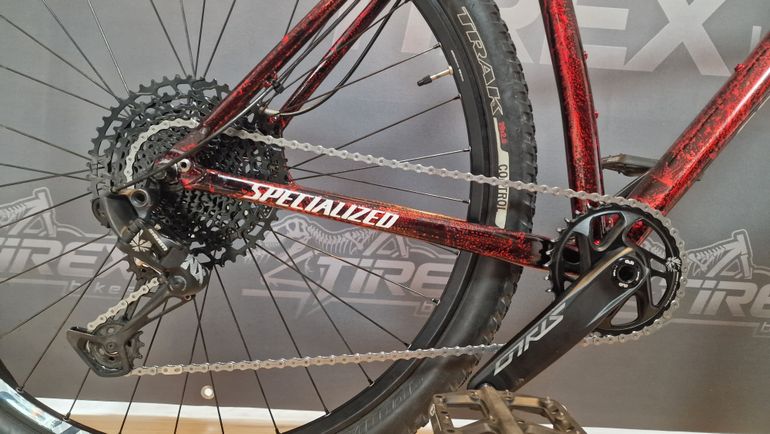 Used Specialized Crave SRAM NX Eagle 2016 Mountainbike, Red — image 8 of 10
