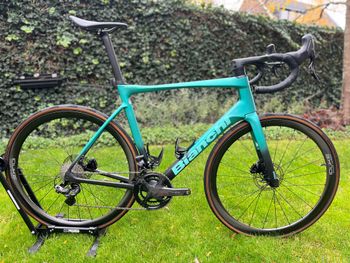 Used Bianchi Specialissima Pro Super Record EPS 2025 Road & Gravel