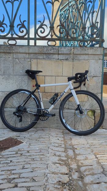 Used Standert Kreissäge Yang White Sram Force 1 Powermeter Zipp 303s 2024 Frameset 2024 Road & Gravel