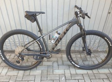 Used Trek 8 2022 2022 Mountainbike, Light Gray — image 6 of 6