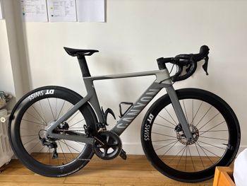 Used Canyon Aeroad CF SL 8 2023 2023 Road & Gravel