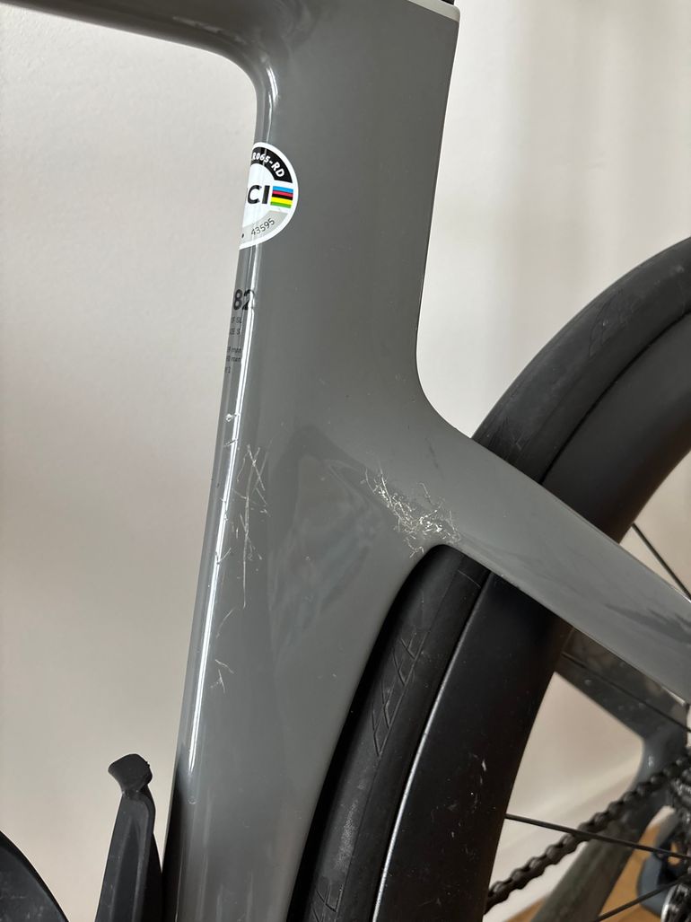 Used Canyon Aeroad CF SL 8 2023 2023 Road & Gravel, Light Gray — image 5 of 5