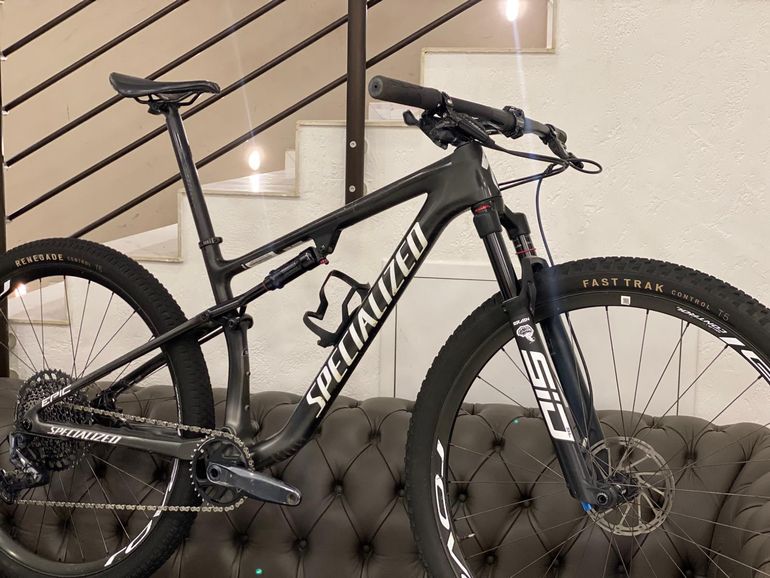 Used Specialized Epic Expert 2022 2022 Mountainbike, Black, 29 — image 14 of 14