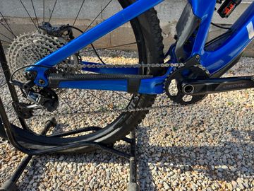 Used Lapierre Spicy CF 7.9 2023 2023 Mountainbike, Blue, 29 — image 3 of 6
