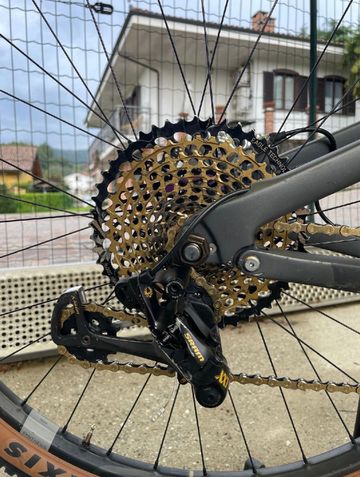 Used Lee Cougan Crossfire Gold 2019 Mountainbike, Light Gray — image 4 of 12
