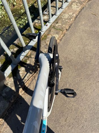 Used Factor Ostro Shimano Ultegra Di2 (12 Speed) 2023 Road & Gravel, White — image 4 of 18