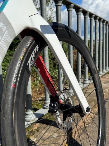 Used Factor Ostro Shimano Ultegra Di2 (12 Speed) 2023 Road & Gravel, White — image 9 of 18