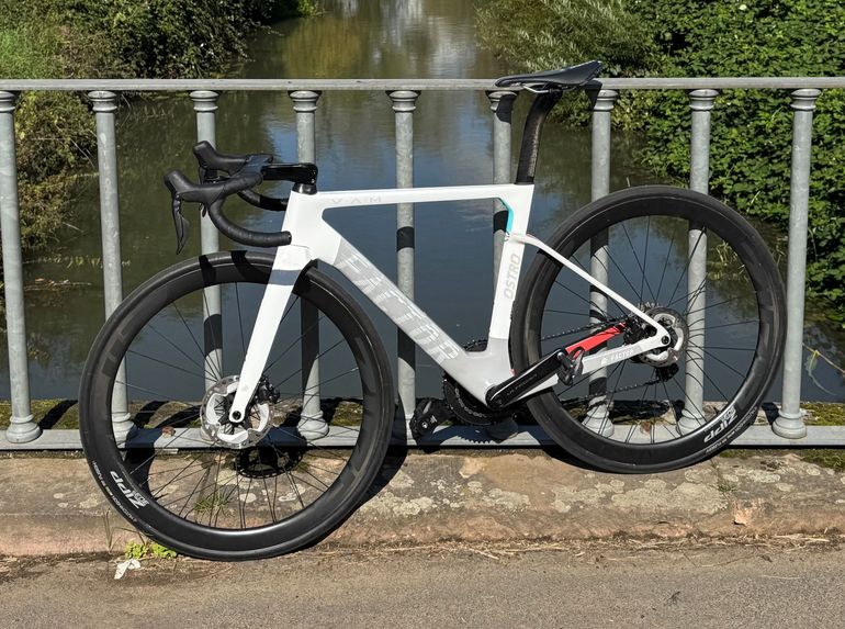 Used Factor Ostro Shimano Ultegra Di2 (12 Speed) 2023 Road & Gravel, White — image 16 of 18